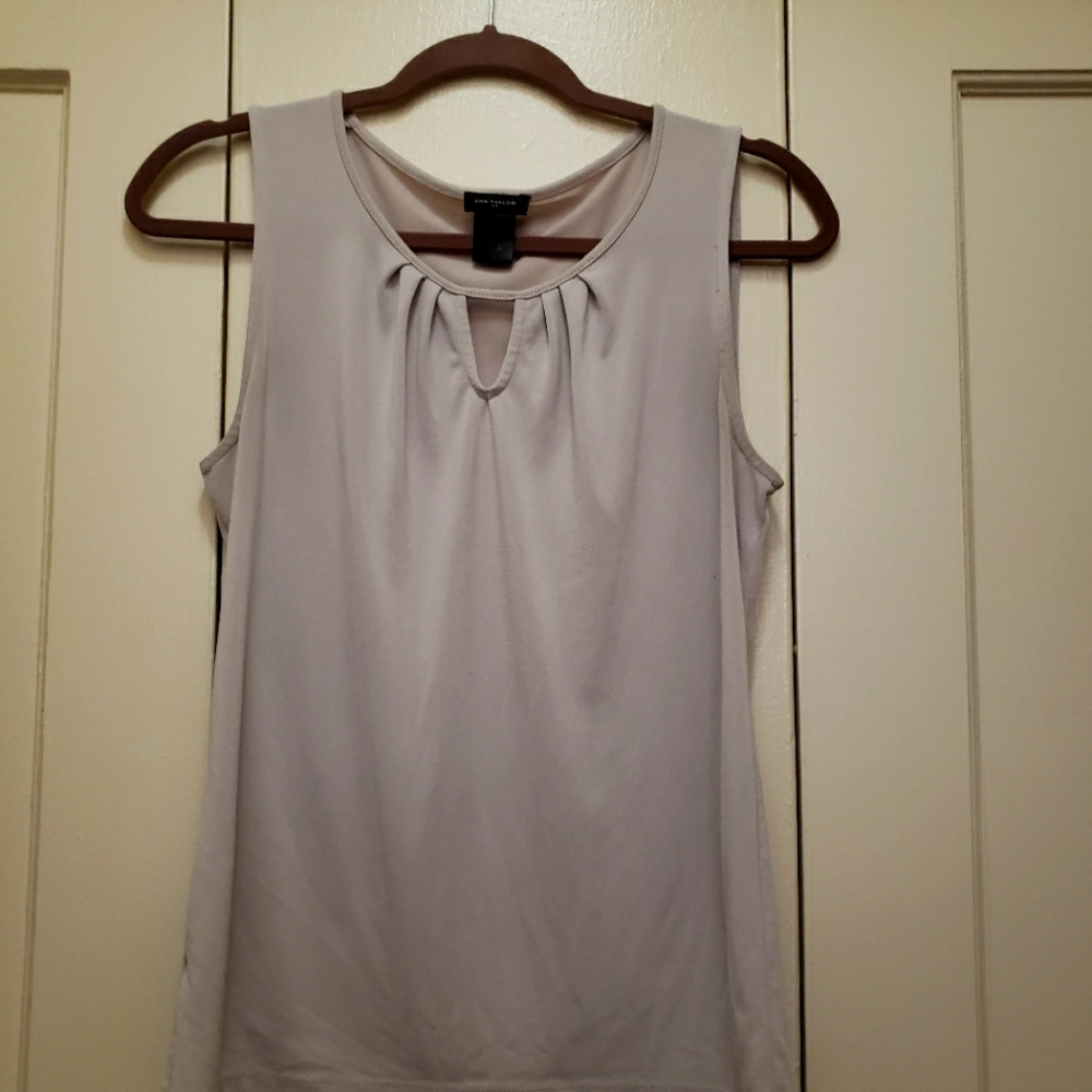 3/$25 Ann Taylor Women Sleeveless Top
